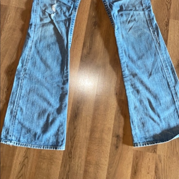 Jeans - Picture 2 of 3